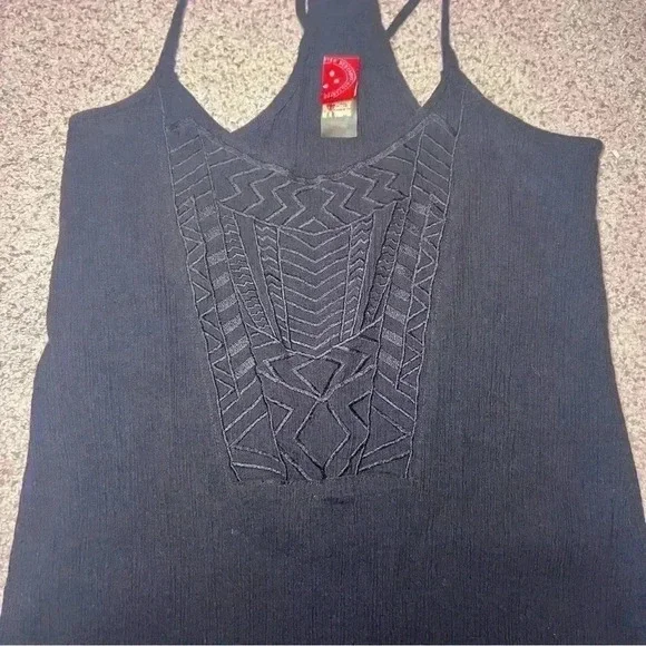 Red Carter Swim Women’s Black Textured Embroidered Tank Top Size Medium - Picture 6 of 7